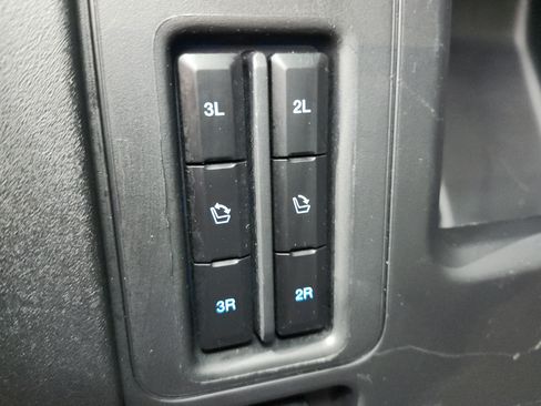 Used 2025 Ford Expedition Active AWD/4WD image 57