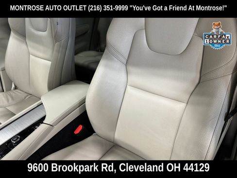 Certified 2023 Volvo XC90 B5 Core w/ Climate Package AWD/4WD image 30