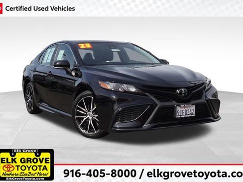 Certified 2023 Toyota Camry SE image 1