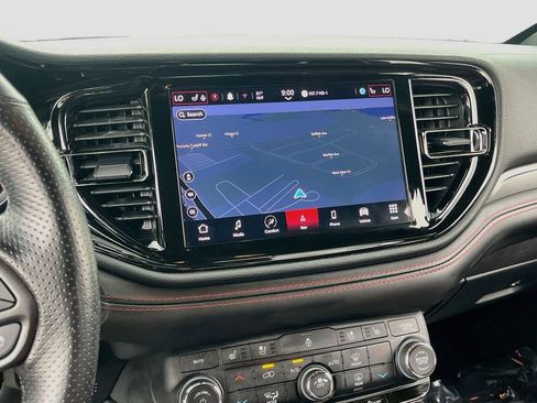Used 2024 Dodge Durango R/T RWD image 13