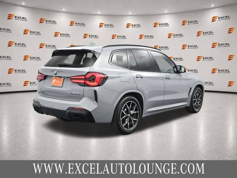 Used 2023 BMW X3 M40i AWD/4WD image 5