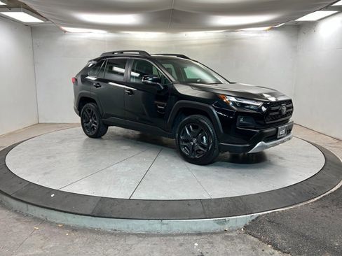 Used 2024 Toyota RAV4 Adventure image 7
