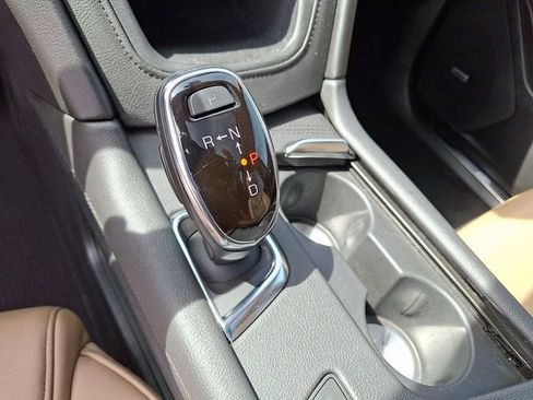 Used 2019 Cadillac XT5 Platinum image 12