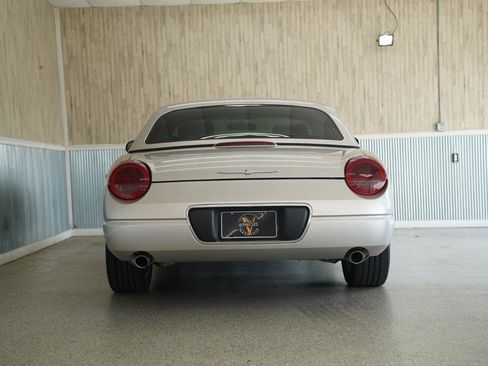 Used 2004 Ford Thunderbird RWD image 8