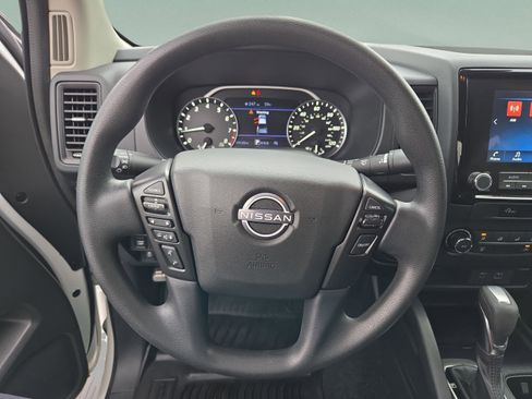 Used 2023 Nissan Frontier S image 16