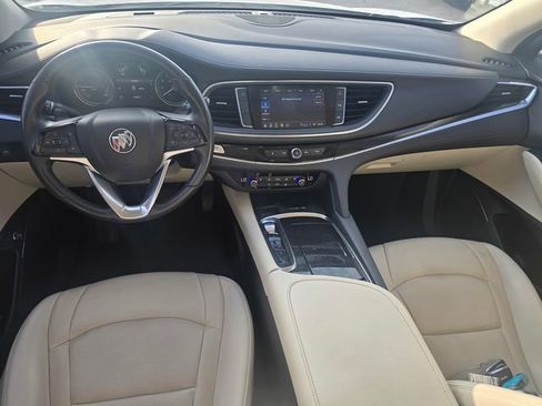 Used 2023 Buick Enclave Essence image 15