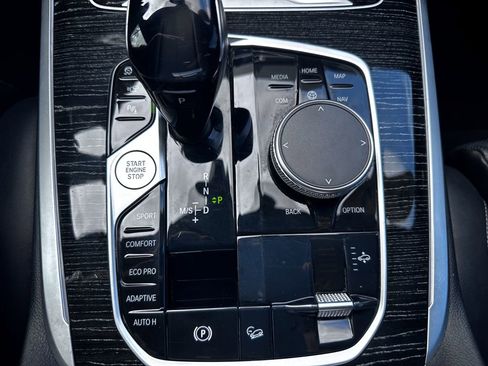 Used 2021 BMW X7 xDrive40i w/ M Sport Package image 26