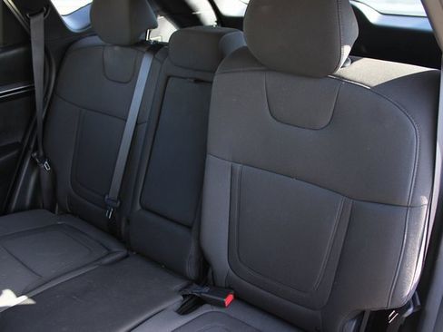 Used 2023 Hyundai Tucson SE image 28