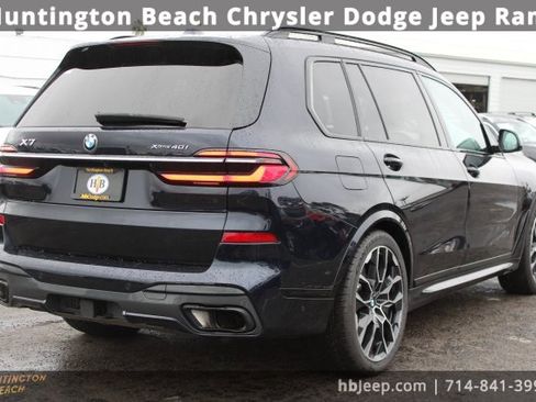 Used 2023 BMW X7 xDrive40i w/ M Sport Package image 5