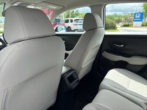 Certified 2025 Honda HR-V LX image 20