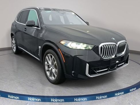 Certified 2025 BMW X5 xDrive40i w/ Executive Package image 3