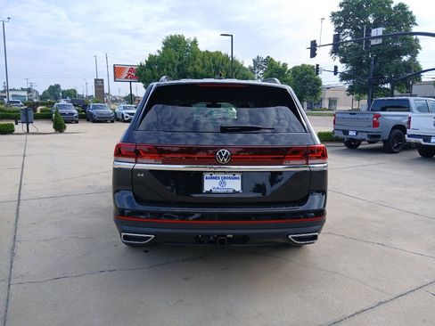 New 2026 Volkswagen Atlas SE FWD image 6