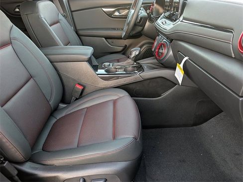 New 2025 Chevrolet Blazer RS image 12