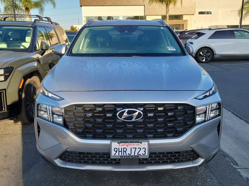 Used 2023 Hyundai Santa Fe SEL FWD image 2
