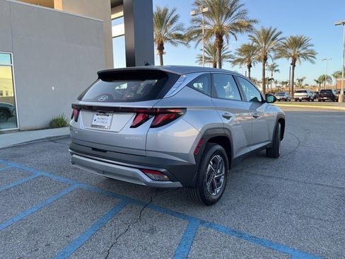 New 2026 Hyundai Tucson Blue SE image 3