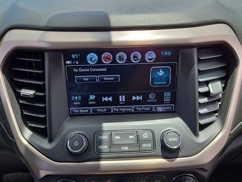 Used 2018 GMC Acadia Denali w/ Technology Package FWD image 21