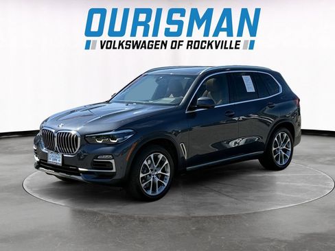 Used 2021 BMW X5 xDrive40i w/ Convenience Package AWD/4WD image 2