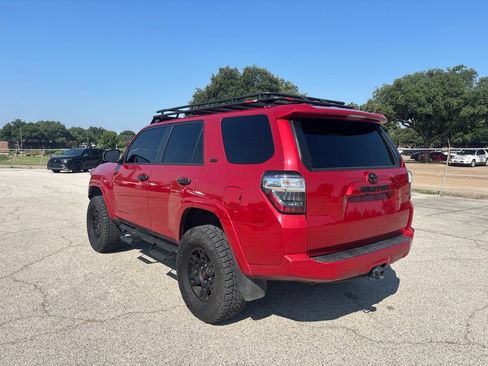 Used 2023 Toyota 4Runner SR5 AWD/4WD image 6
