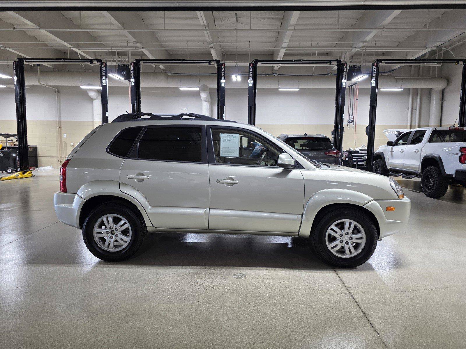 Used 2007 Hyundai Tucson Limited FWD image 8
