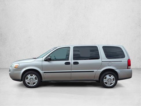 Used 2008 Chevrolet Uplander LS w/ Climate Package FWD image 9