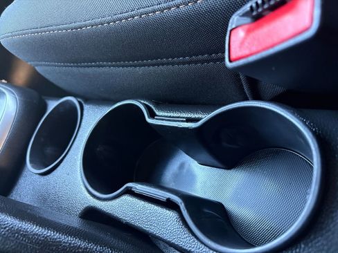 Used 2022 Chevrolet Trax LS w/ Tint and Cruise Package image 11