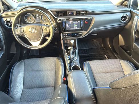 Used 2019 Toyota Corolla SE w/ SE Premium Package image 28