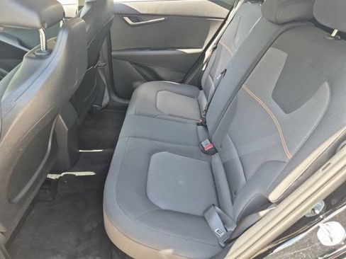 Used 2025 Kia Niro LX FWD image 27