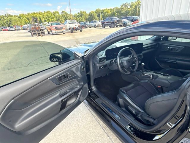 Used 2024 Ford Mustang Dark Horse RWD image 17