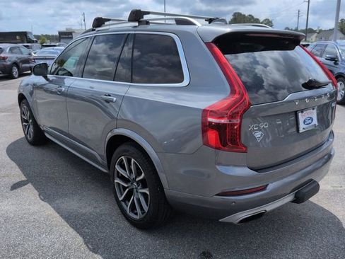 Used 2019 Volvo XC90 T6 Momentum w/ Protection Package AWD/4WD image 6