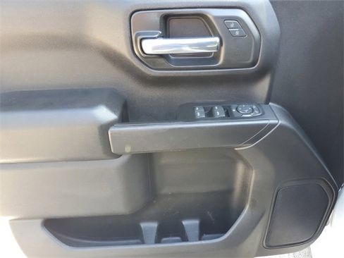 Certified 2023 Chevrolet Silverado 1500 Custom image 18