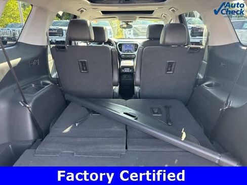 Certified 2023 GMC Acadia SLT w/ Elevation Edition AWD/4WD image 12
