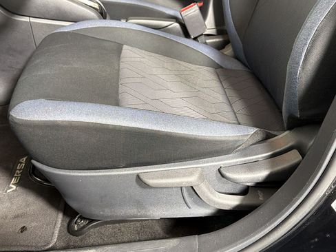 Used 2023 Nissan Versa SV FWD image 13