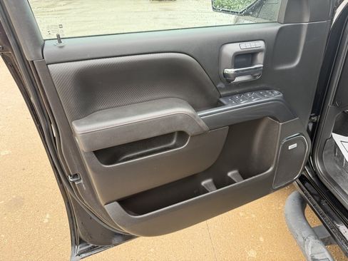 Used 2017 GMC Sierra 1500 SLT AWD/4WD image 3