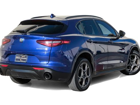 Used 2022 Alfa Romeo Stelvio Sprint image 6