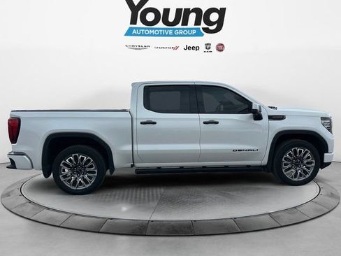 Used 2024 GMC Sierra 1500 Denali Ultimate AWD/4WD image 7