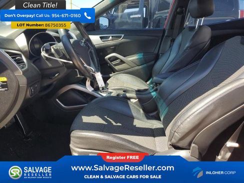 Used 2016 Hyundai Veloster w/ Option Group 02 FWD image 9