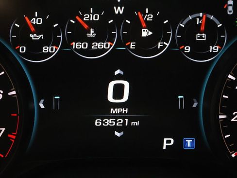 Used 2016 Chevrolet Camaro SS image 18