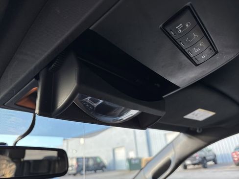 Used 2017 Dodge Grand Caravan SXT image 45