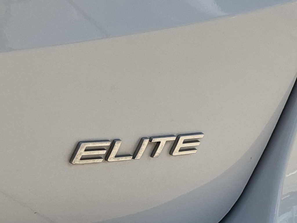 Used 2024 Honda Odyssey Elite image 8