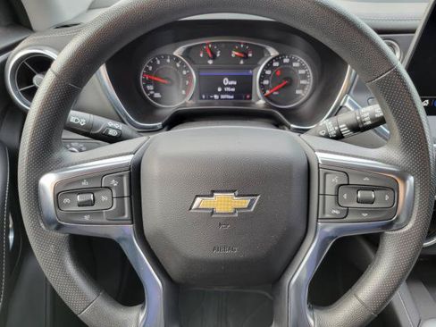 Used 2024 Chevrolet Blazer LT w/ Convenience Package FWD image 12