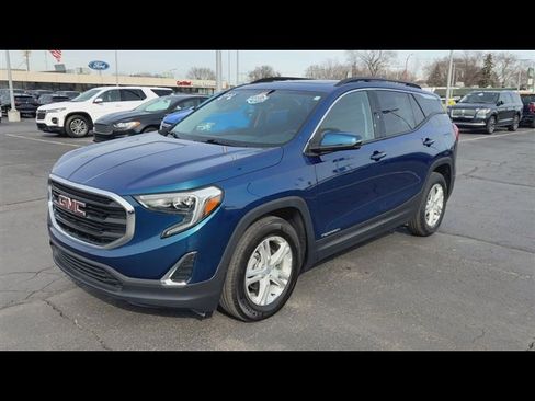 Certified 2020 GMC Terrain SLE w/ Driver Convenience Package image 4