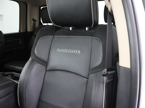Used 2022 RAM 2500 Laramie AWD/4WD image 44