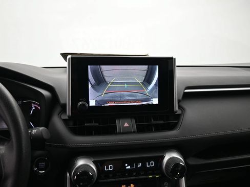 Used 2023 Toyota RAV4 XLE AWD/4WD image 15