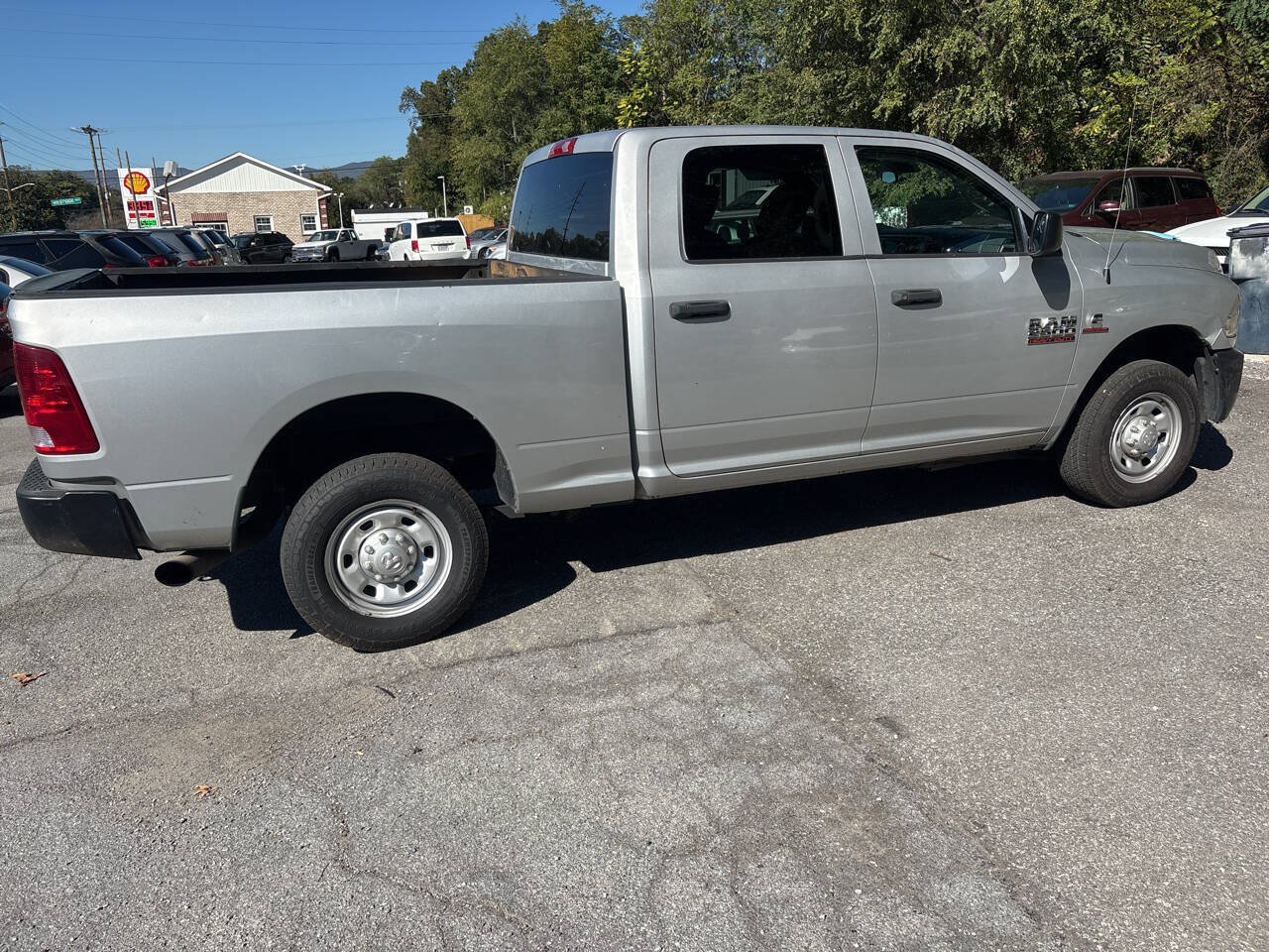Used 2016 RAM 2500 Tradesman RWD image 8
