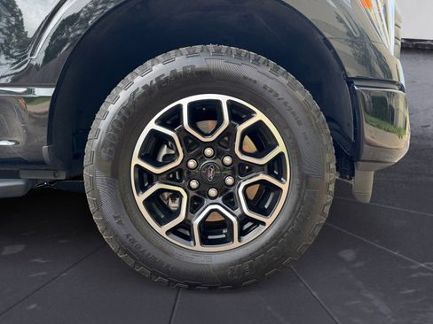 Used 2022 Ford F150 XLT w/ Equipment Group 302A High image 14