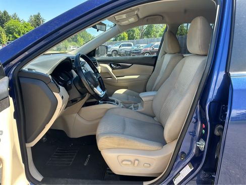 Used 2020 Nissan Rogue SV AWD/4WD image 9