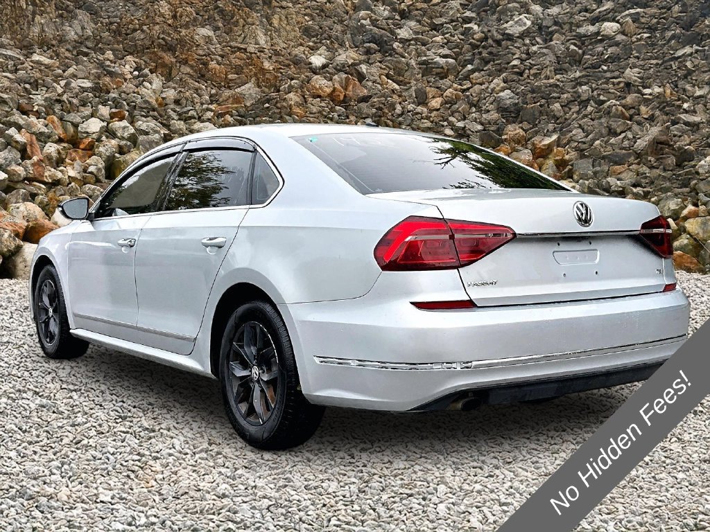 Used 2017 Volkswagen Passat 1.8T S FWD image 8