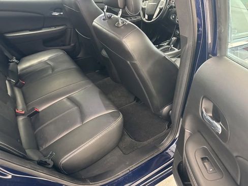 Used 2013 Chrysler 200 Limited FWD image 24