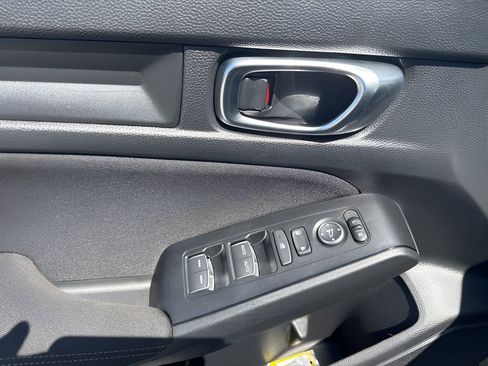 Used 2025 Honda Civic Sport image 22