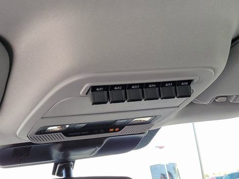 New 2026 Ford F250 XL w/ XL Chrome Package image 10